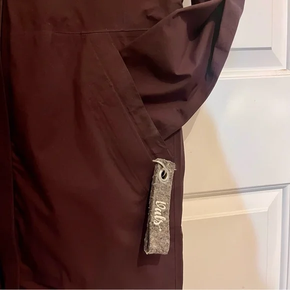 lululemon Rain Haven Jacket - Picture 9 of 12